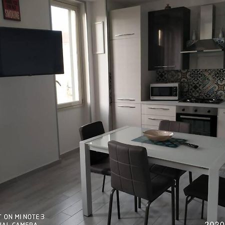 Home Sweet Home Appartamento Ricco Di Comfort Palermo Exterior photo