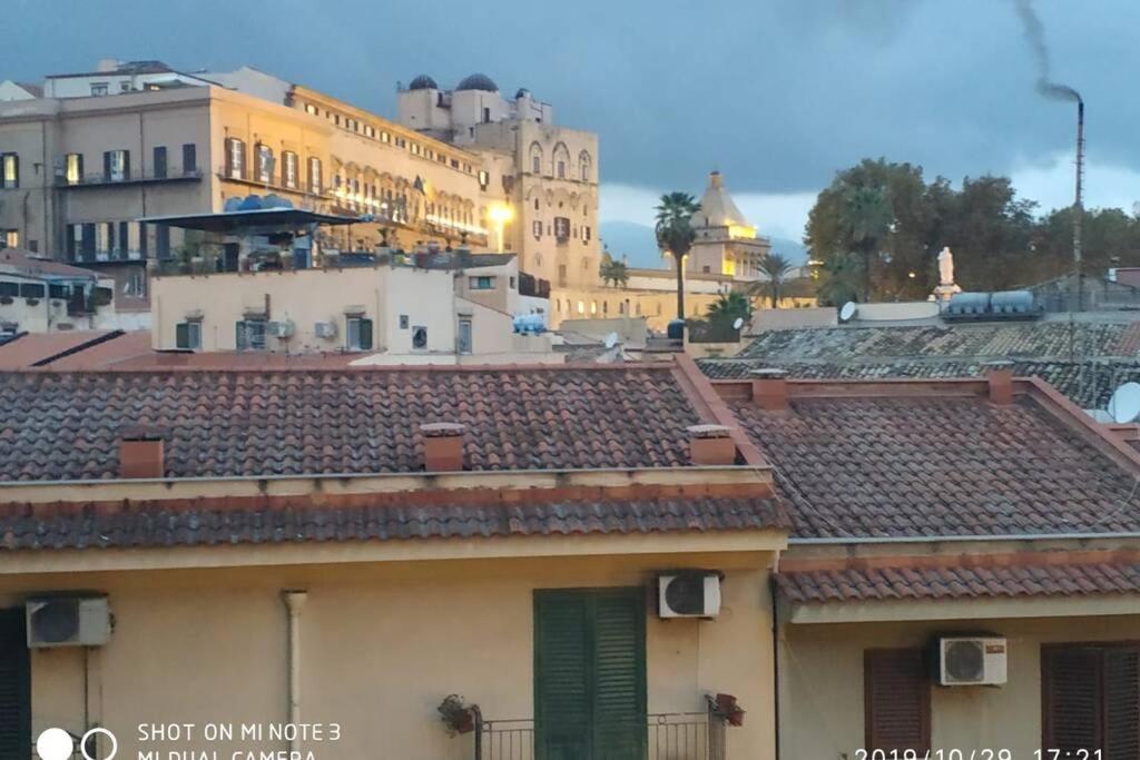 Home Sweet Home Appartamento Ricco Di Comfort Palermo Exterior photo